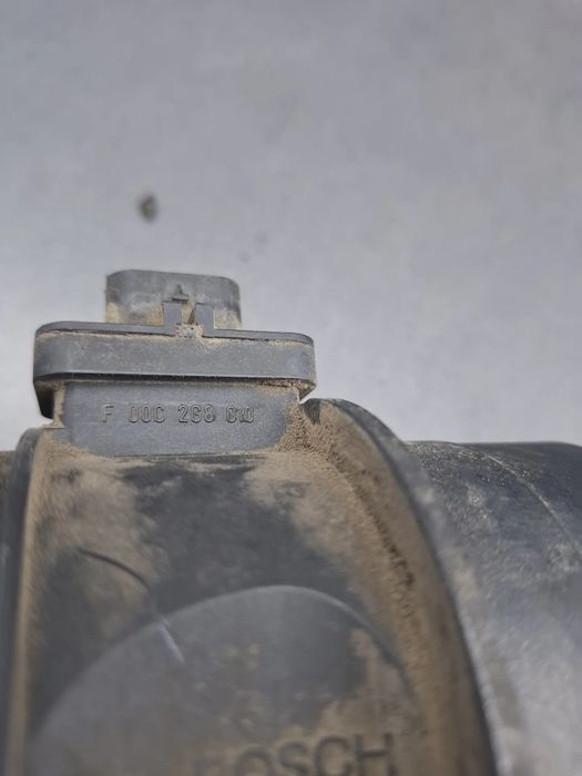 Debitmetru aer 03L 906 461 A Volkswagen VW Tiguan 2015