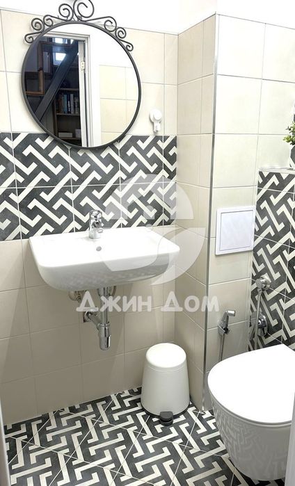 Продава се Тристаен апартамент в к.к. Слънчев бряг - 90 кв.м за 1100 €/кв.м - Снимка #4