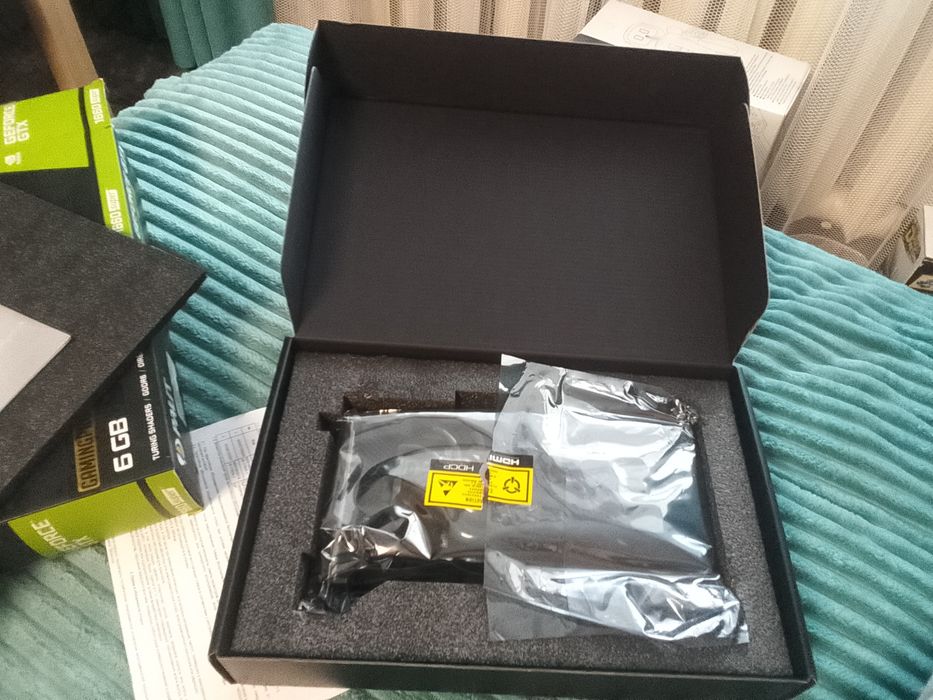 Продам видеокарту PALIT 1660 super