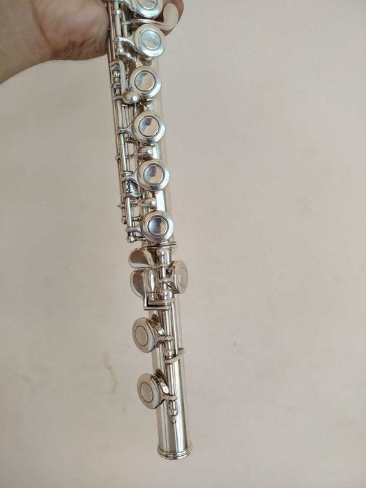 Флейта.yamaha Flute YFL221SⅡ sotiladi