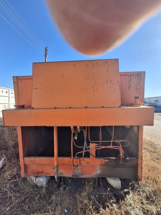 Продам мусоровоз