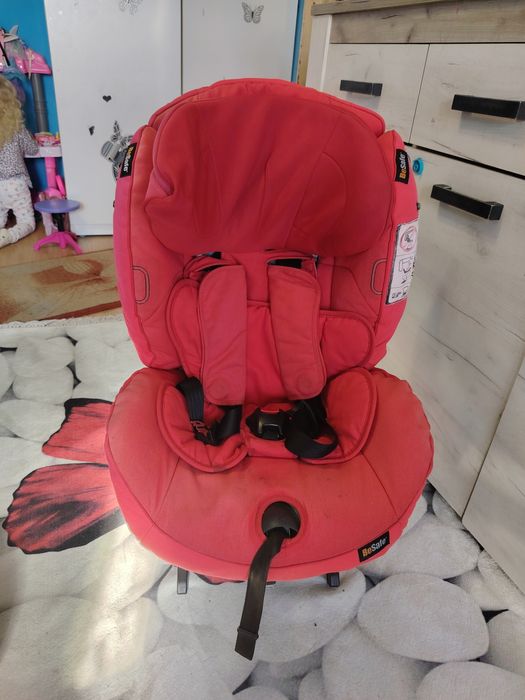 Scaun auto BeSafe cu isofix