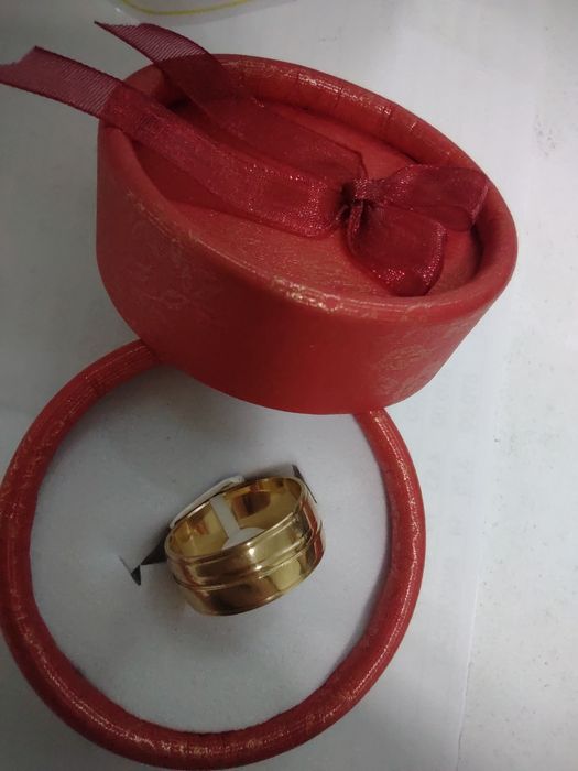 Verigheta aur 14k (efn)