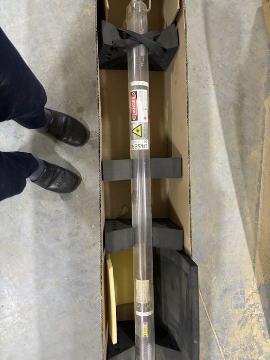 CO₂ Laser Tube 1600W – Ishlatilmagan Industrial 16mm