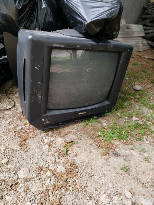 Televizorlar sotiladi, ishlamidi