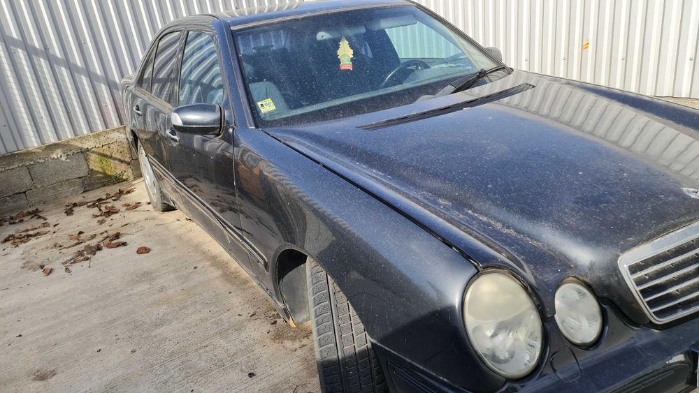Mercedes E 270 CDI  Limusina manuala 6 trepte, Nu se plateste IMPOZIT