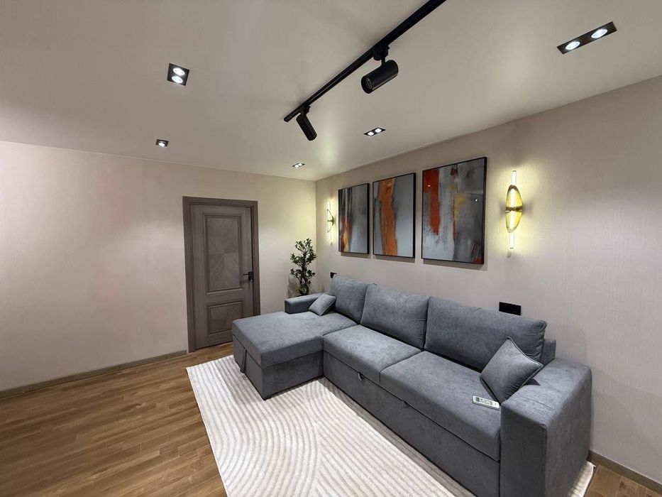 Мирзо-Улугбекский район 2ком. мебель+техника ремонт евро, не торец