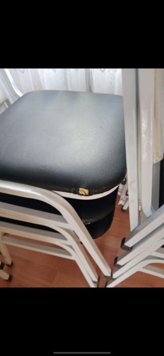 Стулья 60 штук цена за все