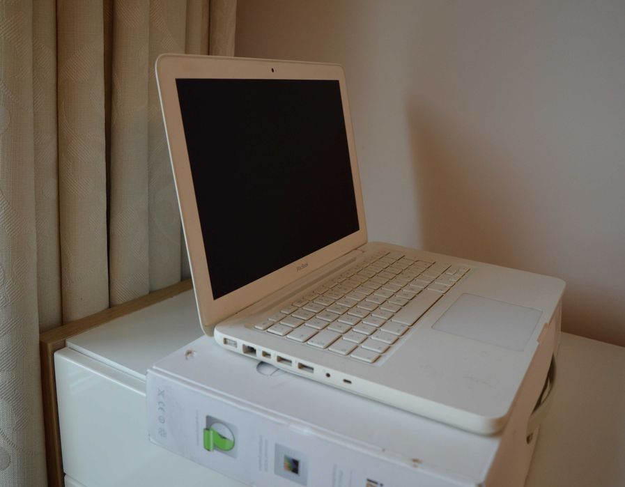 Лаптоп Apple MacBook 13 за части