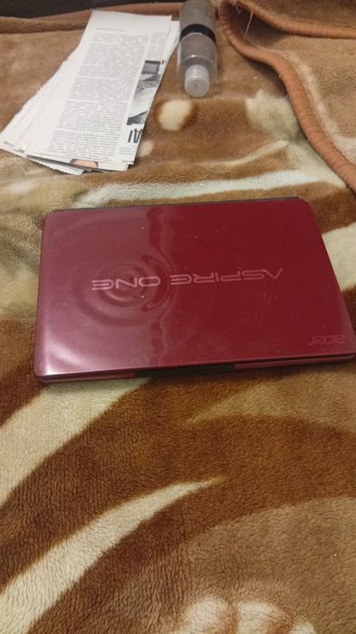 Мини ноутбук от acer