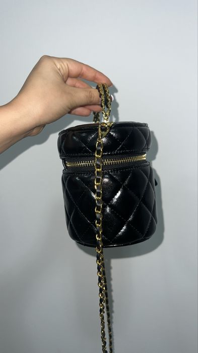 Винтидж шанел козметично куфарче дамска чанта