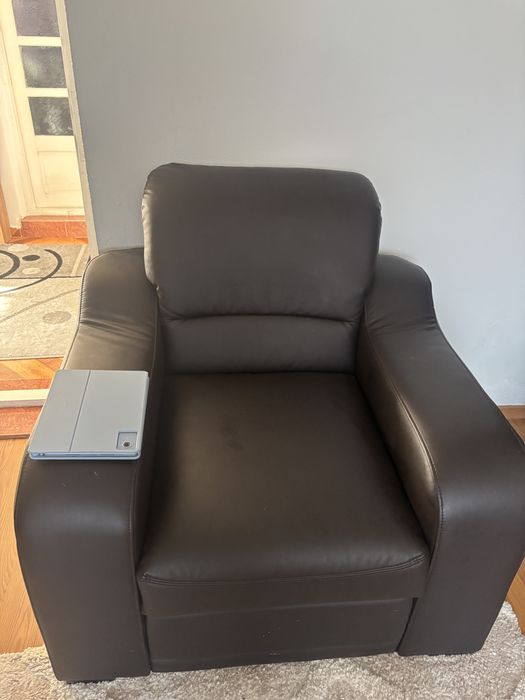 Canapea extensibila + doua fotolii