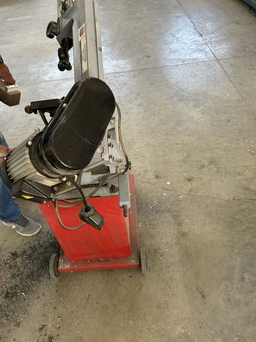 Лентова машина за рязане на метал Holzmann BS128HDR, 400 V, 550 W