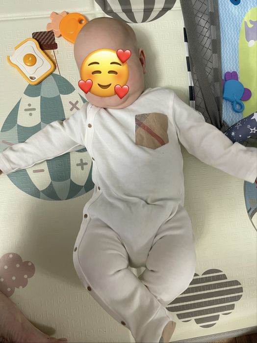 Продам детские вещи