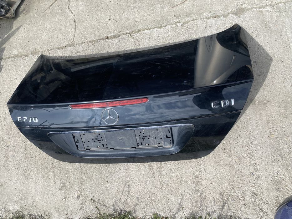 Capota Porbagaj Mercedes E W211 Pret 300 lei