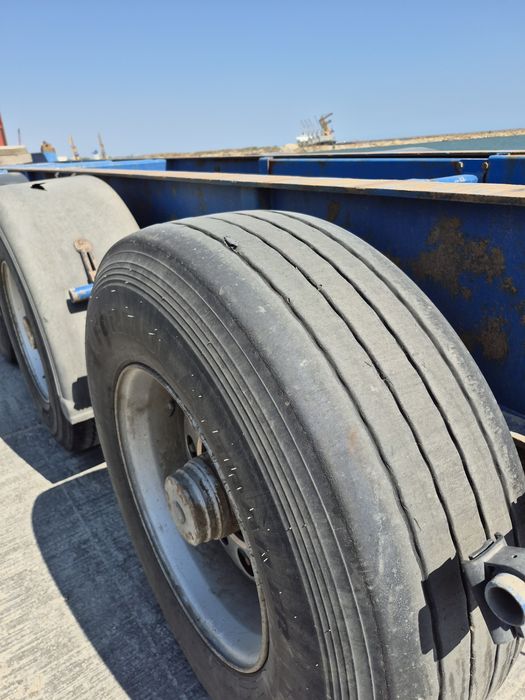 Vand / Schimb Semiremorca Container