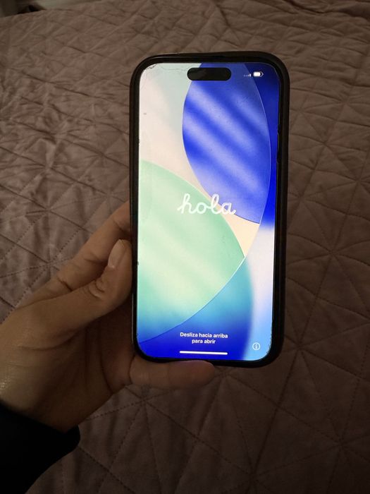 Iphone 15 negru impecabil