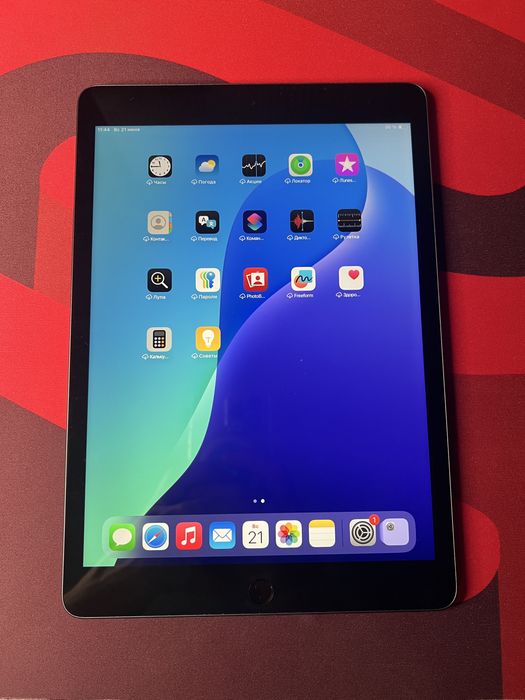 iPad 8 в идеальном состоянии