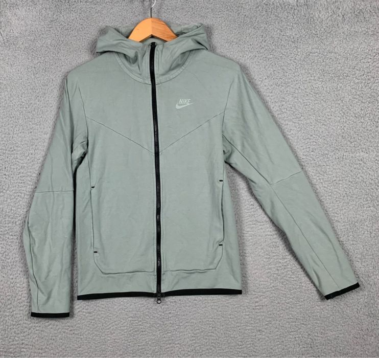 Толстовка Nike Tech Fleece