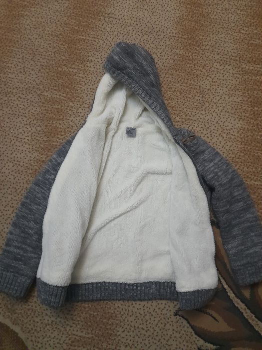 Продам тёплую курточку
