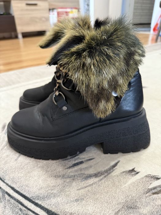 Gabina боти от естествена кожа и естествен косъм