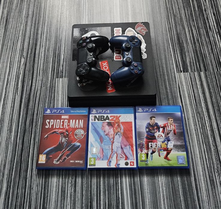 Consola sony  ps 4 slim 1 tb+ 2 manete