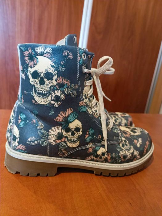 Mumka botine print cranii