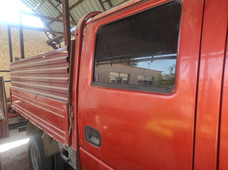 Грузовик DongFeng