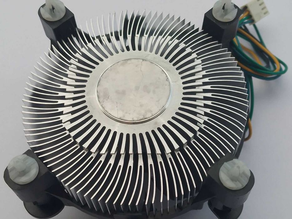 Боксово охлаждане за процесор Intel Socket LGA 775
