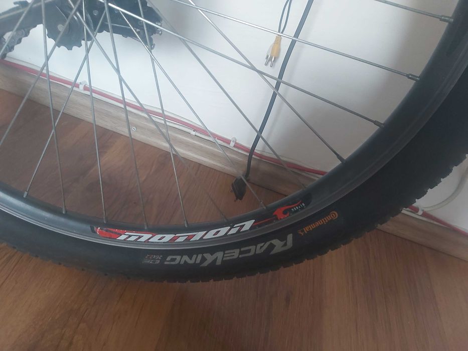 Bicicleta Giant Yukon (single speed) foarte usoara cadru aluminiu 10KG