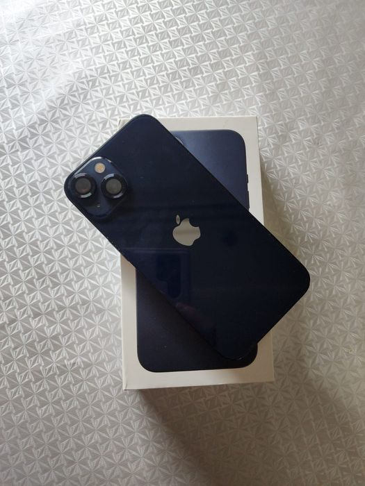 АЙФОН 13 с коробкой