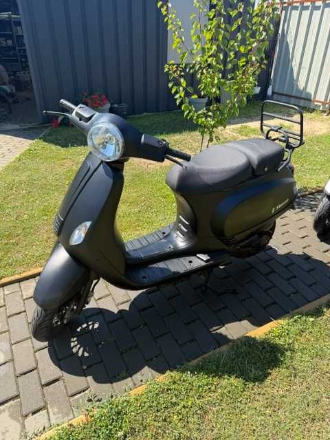 Scuter fara permis , benzina ambele 2017!!! La souris si Senzo 49cc, 4 timpi , Fara permis 25 kmh pe cartea RAR!!