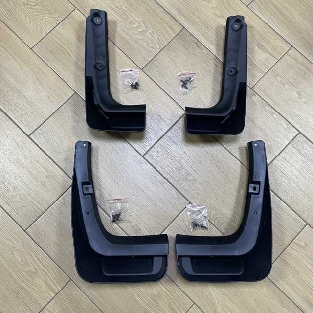 Брызговик на Toyota Highlander