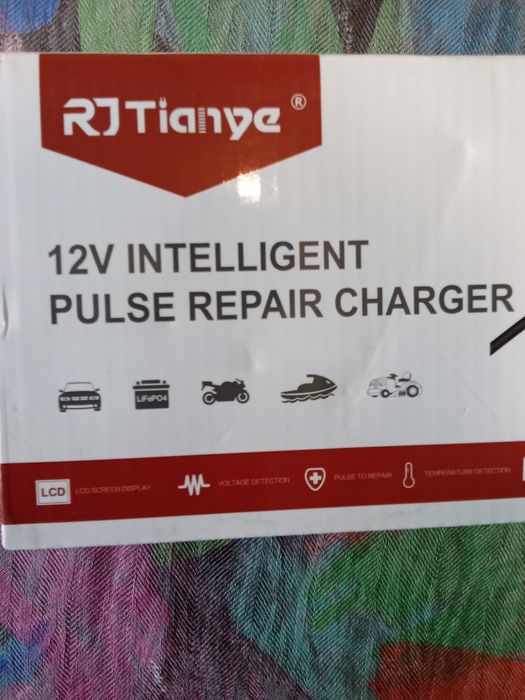 Зарядно устройство за акумулатор 12v-24v.