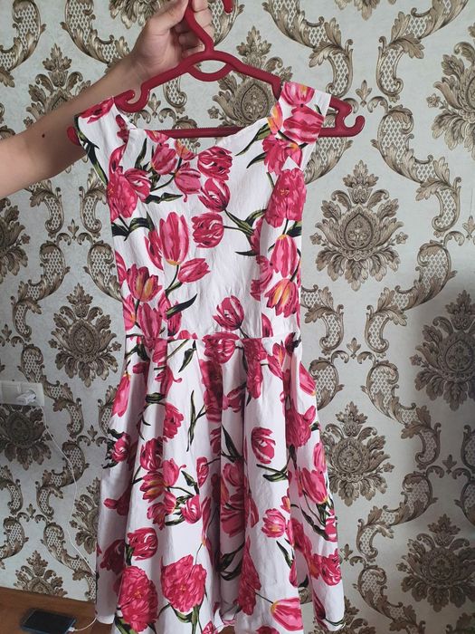 Платье качественные вечернии и летнии