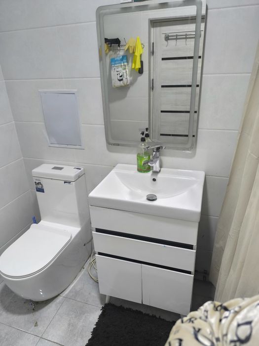 Продаю свою 3 комнатную квартиру  смебелю заходи и живи