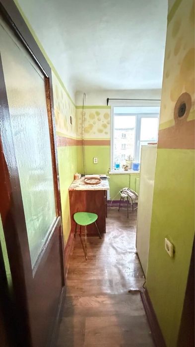 Продам, 2ух комнатную квартиру.