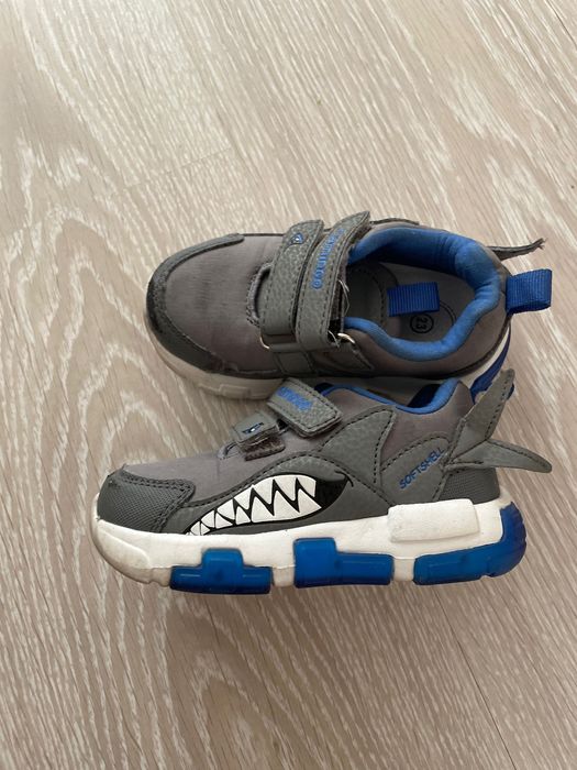 Кроссовки для мальчиков