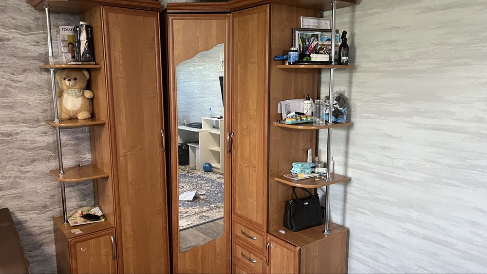 Шкаф продам срочно