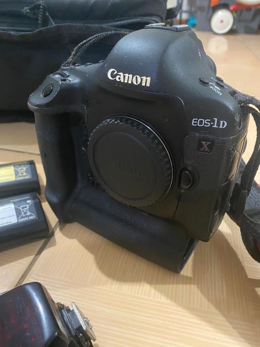 Продам Canon 1Dx