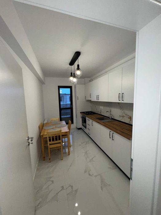 DE ÎNCHIRIAT apartament 2 camere- Diamantului, zonă bună și liniștită!