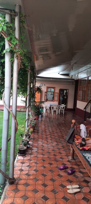 Ховли сотилади Тошкент шахар бектемир тумани 6 сотих яшашга тайёр уй