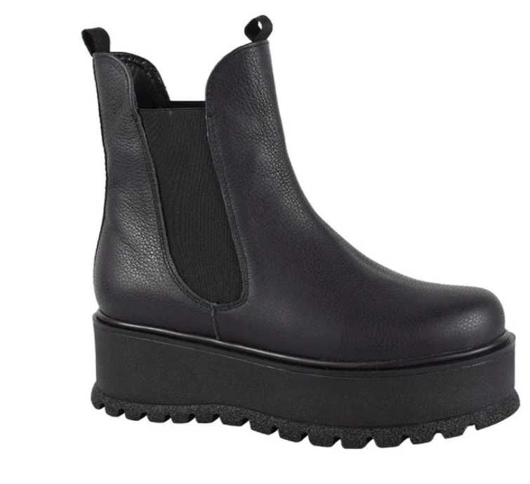 Vând ghete dama din piele naturala, mărimea 36