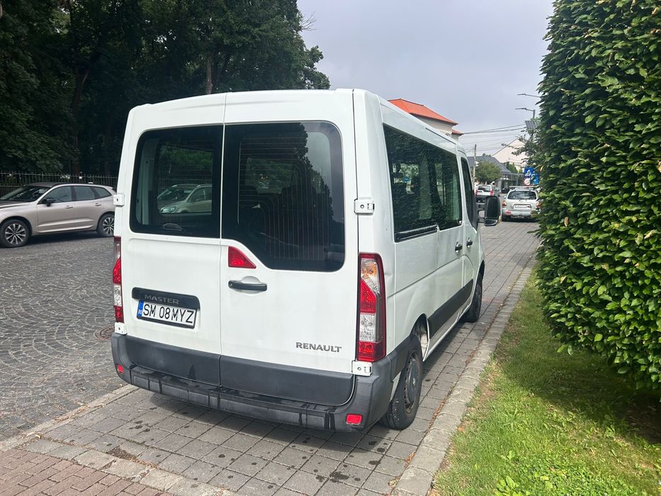 Renault master 8+1 persoane