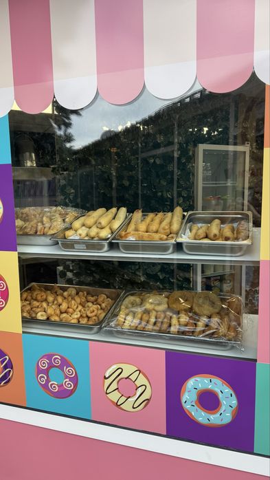 Преодстъпва се работещ ,оборудван павилион за бързо хранене