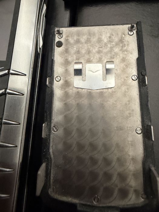 Vertu signature 1 . първо поколение.