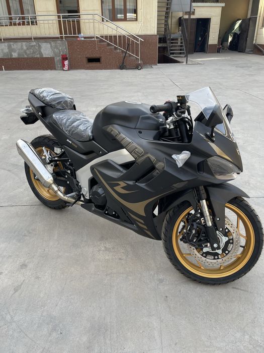 Мотоцикл 400куб Дукасу кредит