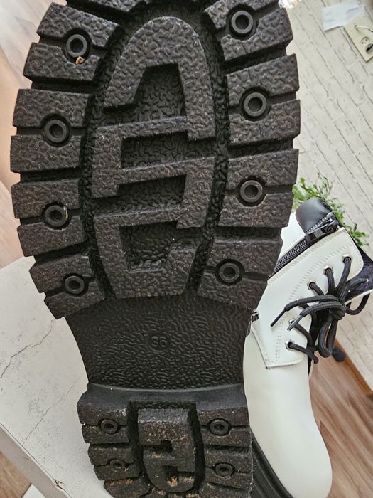 Ботинки для девочки 36 размер