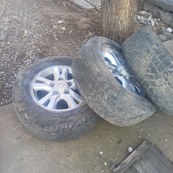 Диск с шинами комплект 4 шт