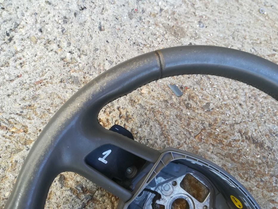 Audi A3 А4 B7 A6 4f A8 D3 волани трилъчер мулти волан черен сив кафяв